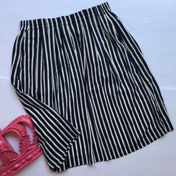 J Crew Mercantile Striped Skirt - Picture 7 of 14